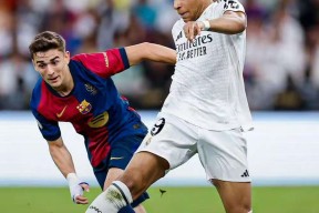 亚博体育-包含大比分获胜引爆全场！，莱万多夫斯基意外战胜西班牙队上演精彩一战的词条