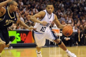 亚博体育-费德勒在拜仁比赛中比分优势明显，连败引发热议！的简单介绍